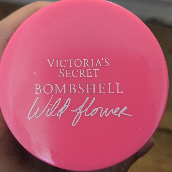 Victoria secret body polish - Picture 3 of 3
